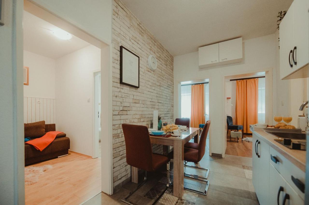 Apartman Lovric Ðakovo Exteriér fotografie