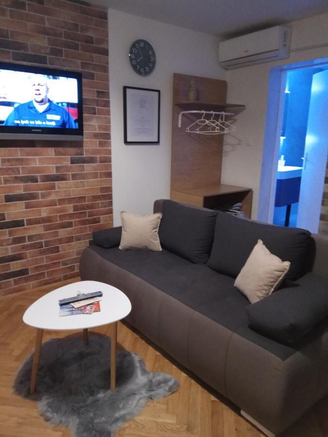 Apartman Lovric Ðakovo Exteriér fotografie